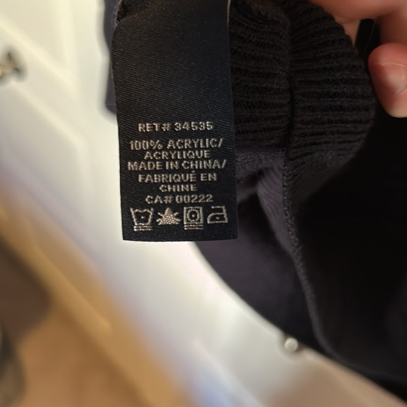 Soft and comfy knit sweater - Picture 5 of 5